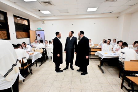 פתיחת הזמן בישיבת המתמידים