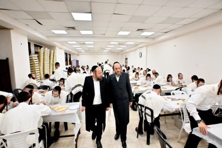 פתיחת הזמן בישיבת המתמידים