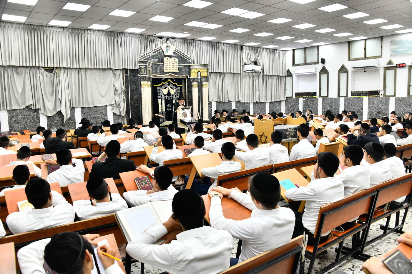 פתיחת הזמן בישיבת 'נחלת דן'