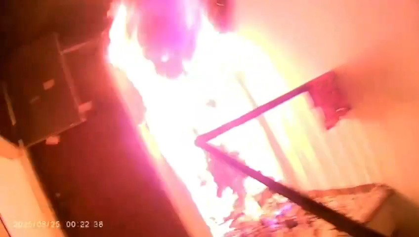 הדירה הבוערת