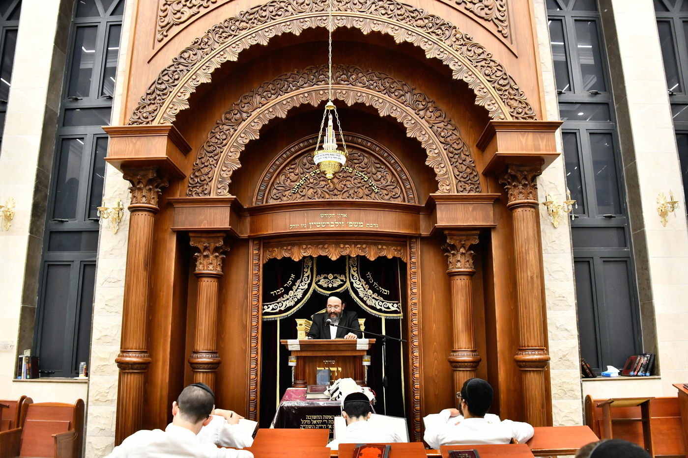 פתיחת הזמן בישיבת גאון יעקב