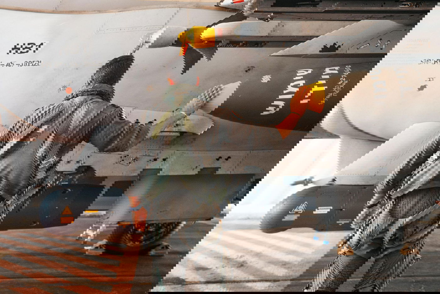 הנווט שהשתתף לראשונה בתקיפה בתימן - בריאיון בלעדי: "אין זכות גדולה מלהתפלל מנחה במטוס"