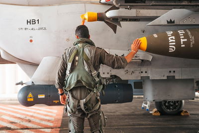 הנווט שהשתתף לראשונה בתקיפה בתימן - בריאיון בלעדי: "אין זכות גדולה מלהתפלל מנחה במטוס"