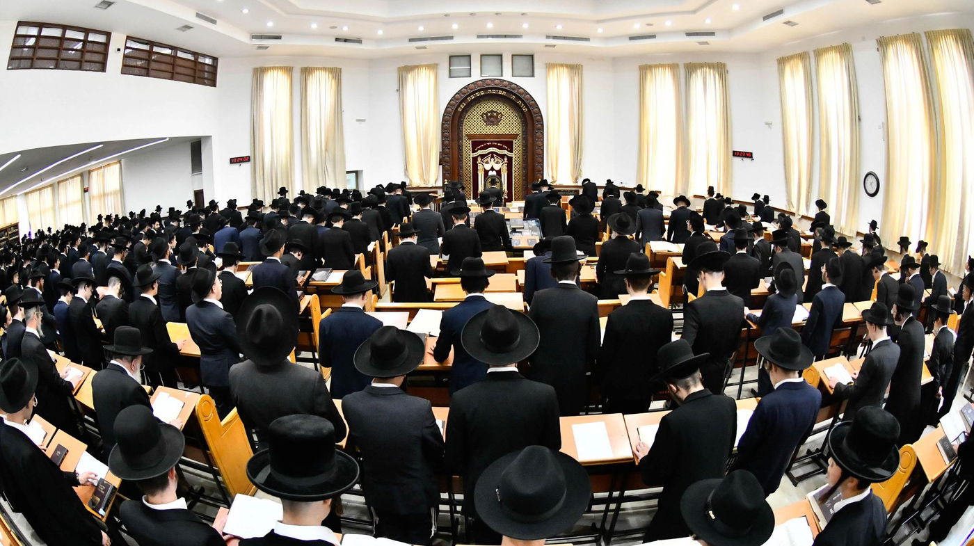 פתיחת הזמן בישיבת סלבודקה בבני ברק