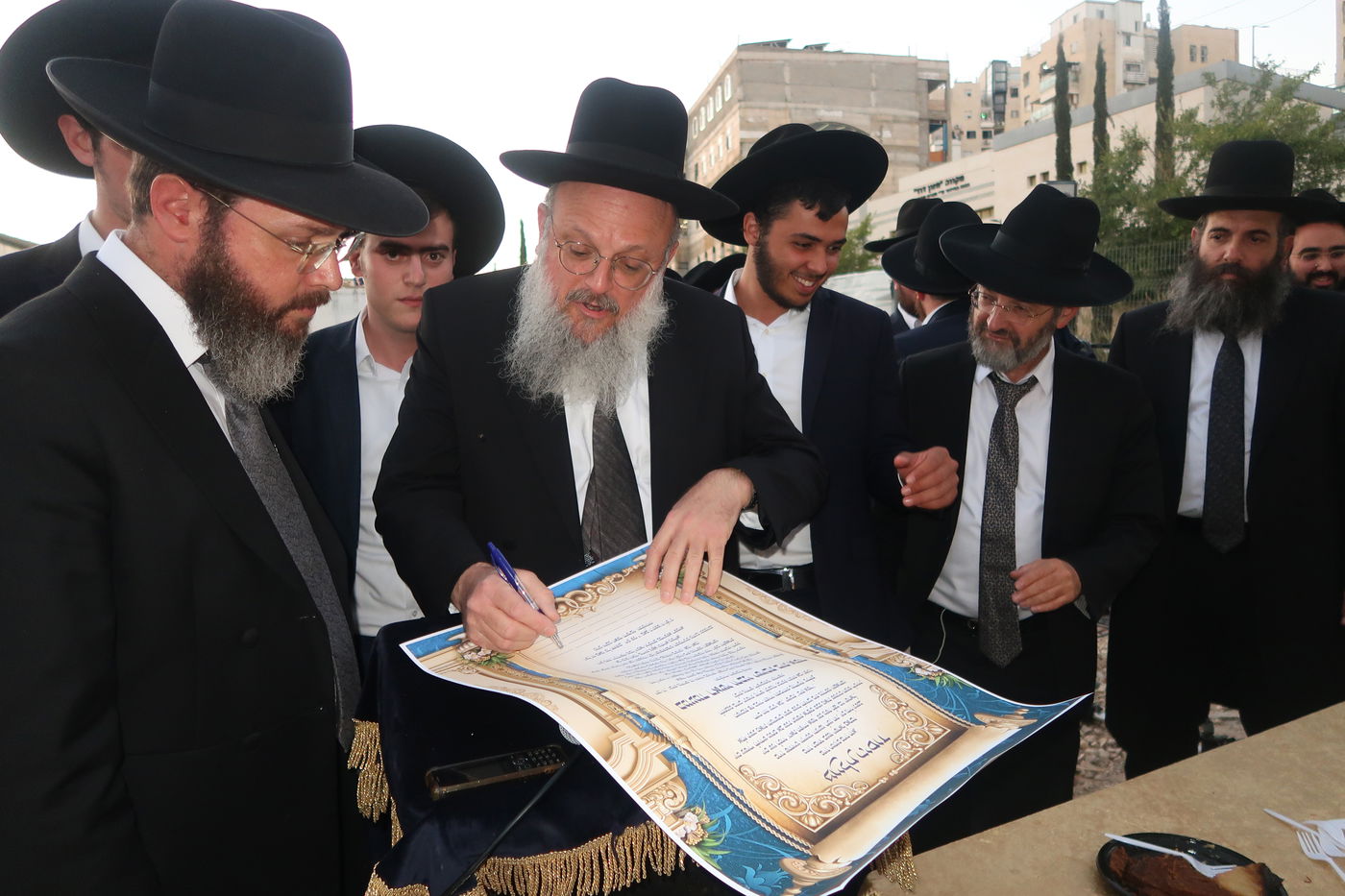 מעמד הנחת אבן הפינה לישיבת 'בית אשר' במודיעין עילית