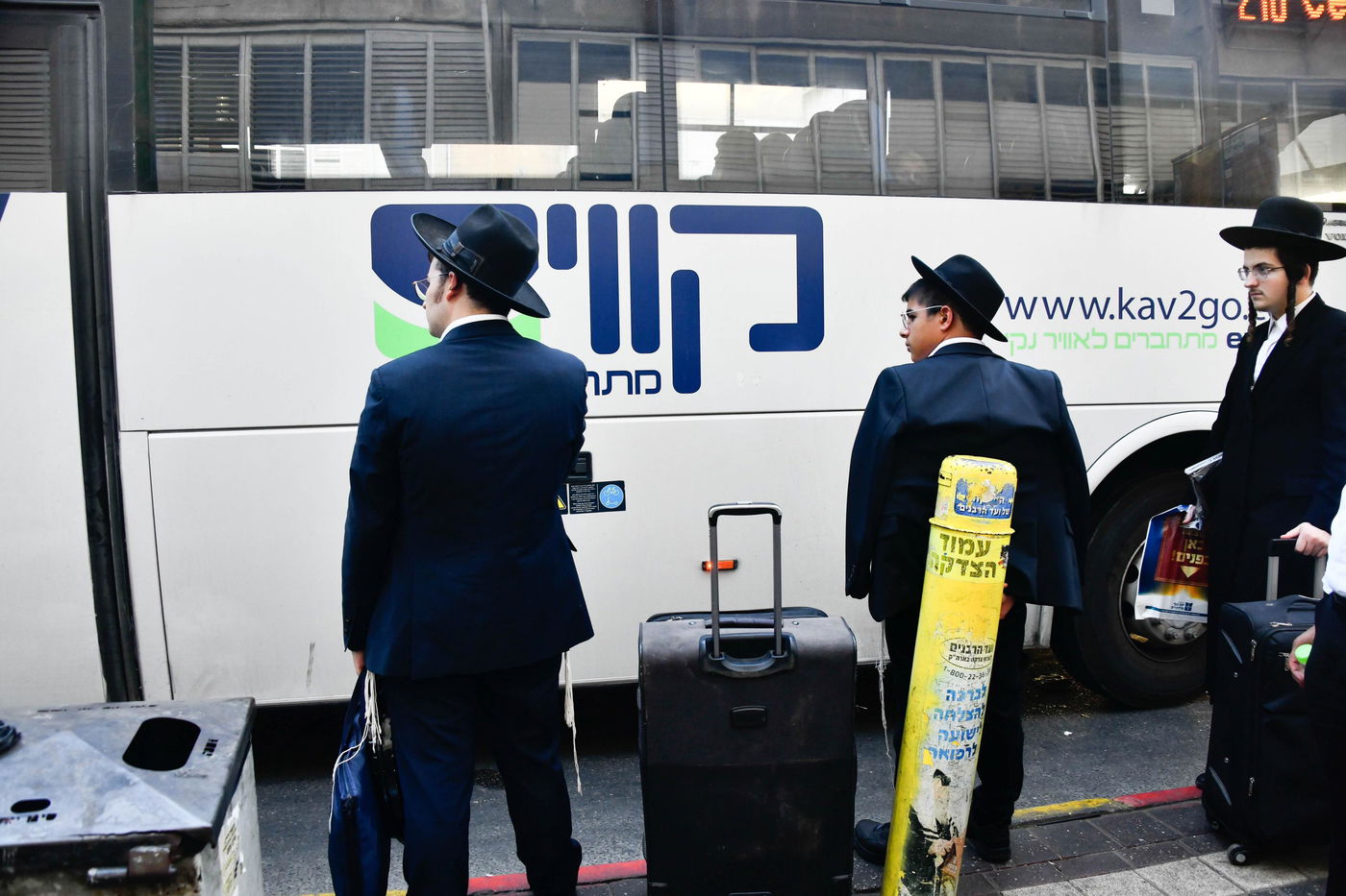 חוזרים לישיבות בבני ברק