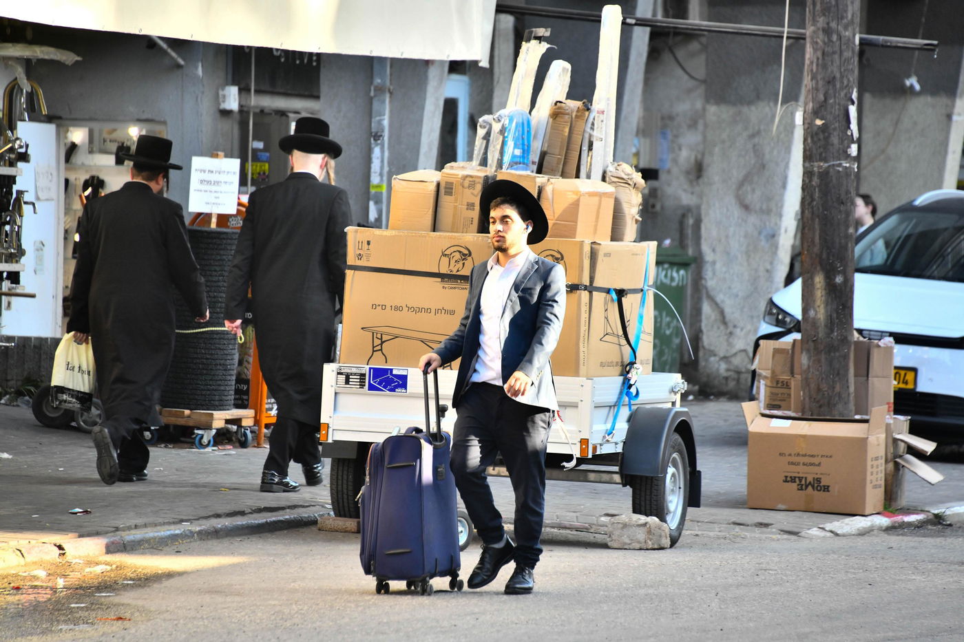 חוזרים לישיבות בבני ברק