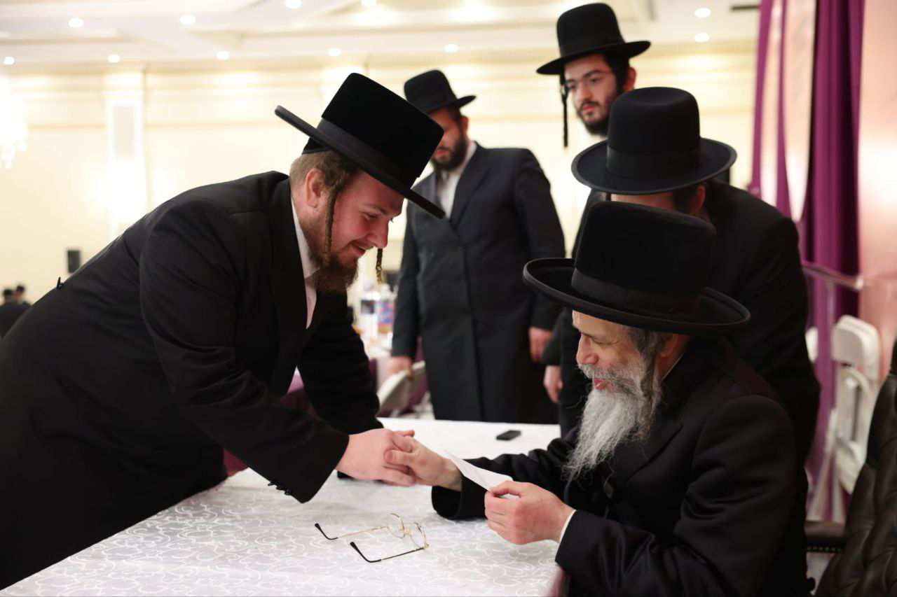 הילולא קדישא בסאטמר מונסי