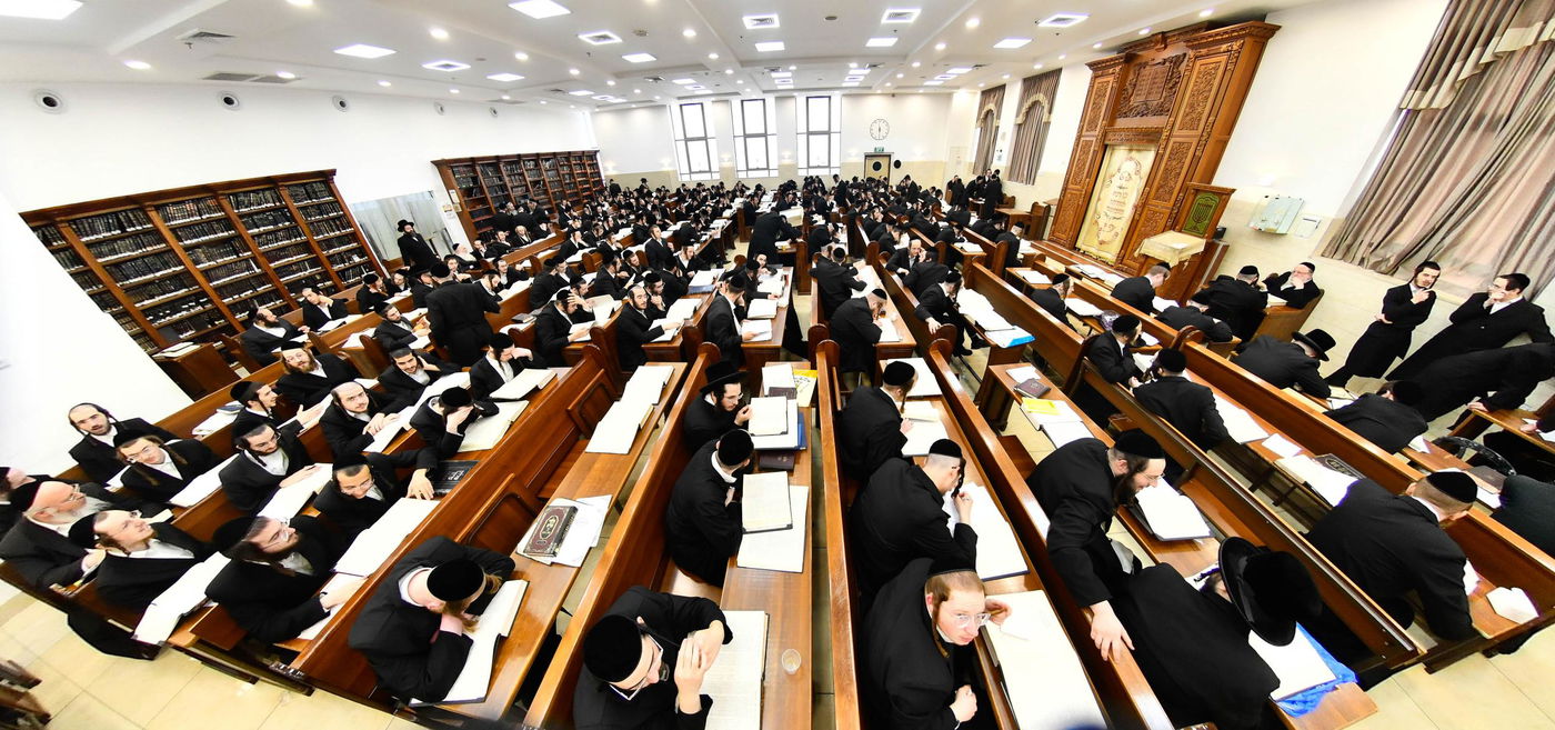 פתיחת הזמן בישיבת באבוב