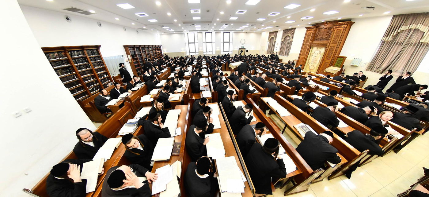 פתיחת הזמן בישיבת באבוב