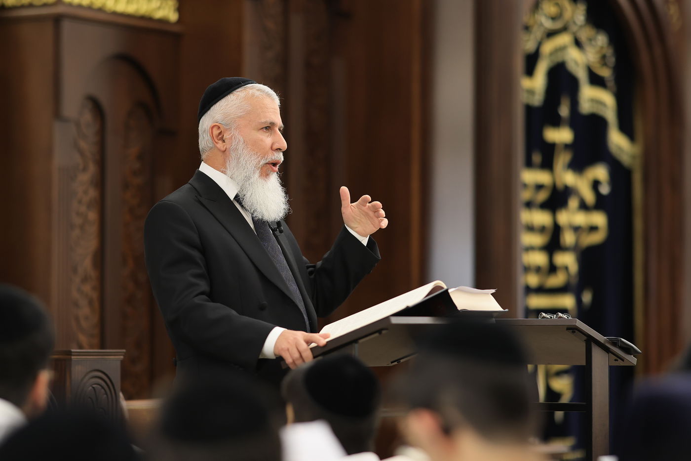 פתיחת הזמן בישיבת 'אבני נזר'