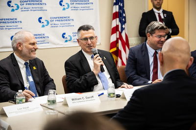 סער בוועידת הנשיאים