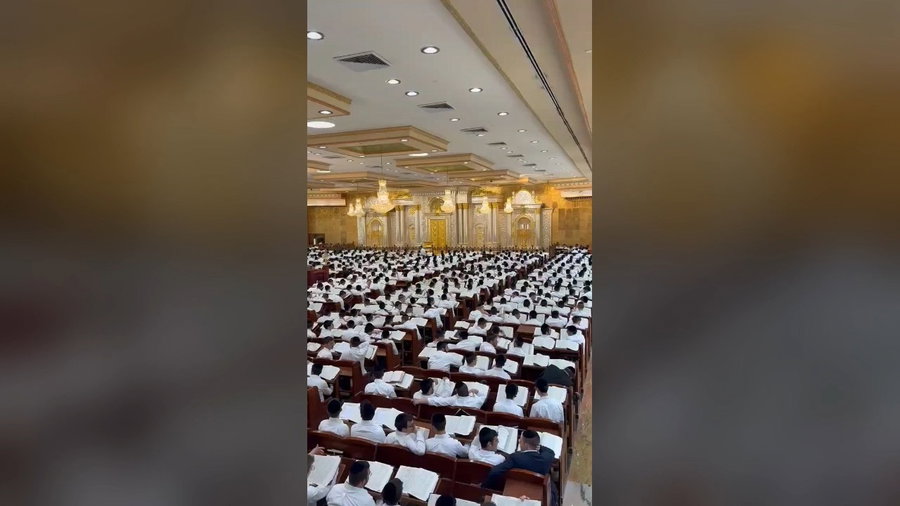 ה'שטייגען' של תחילת 'זמן אלול' ב'עטרת שלמה'