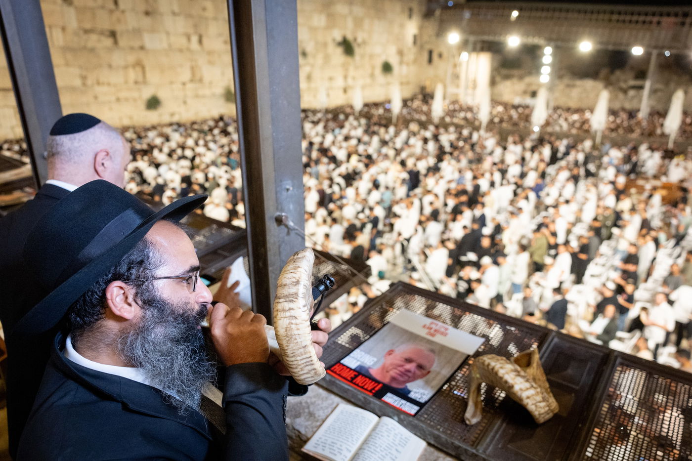 הסליחות הראשונות בכותל המערבי