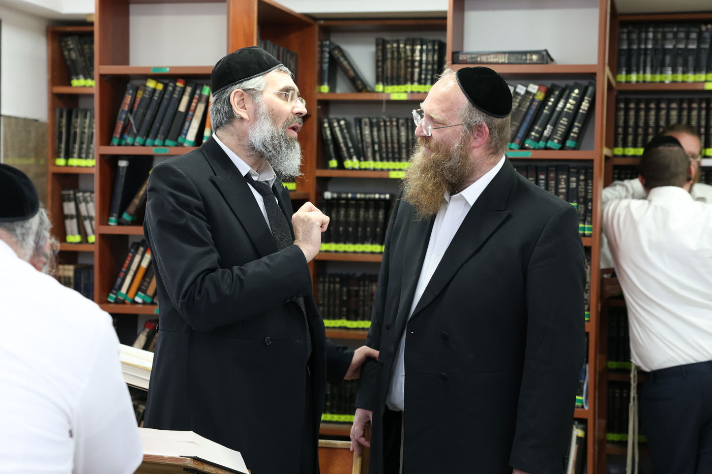 הגאון רבי משה שטרנבוך בפתיחת הזמן