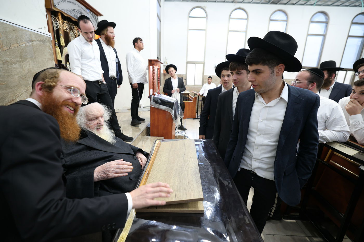 הגאון רבי משה שטרנבוך בפתיחת הזמן