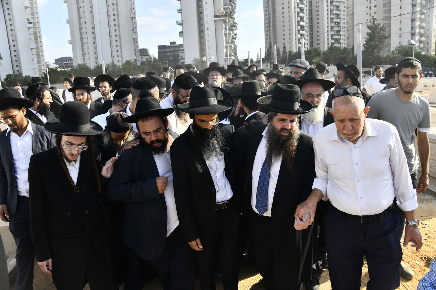 מסע הלוויית המקובל הגה"צ רבי דוד חיים שטרן זצ"ל