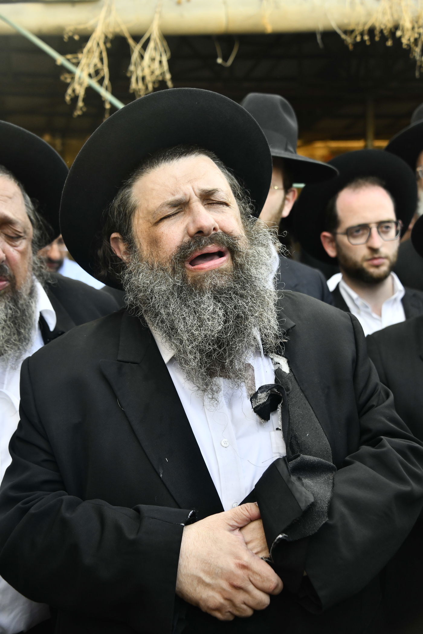 מסע הלוויית המקובל הגה"צ רבי דוד חיים שטרן זצ"ל