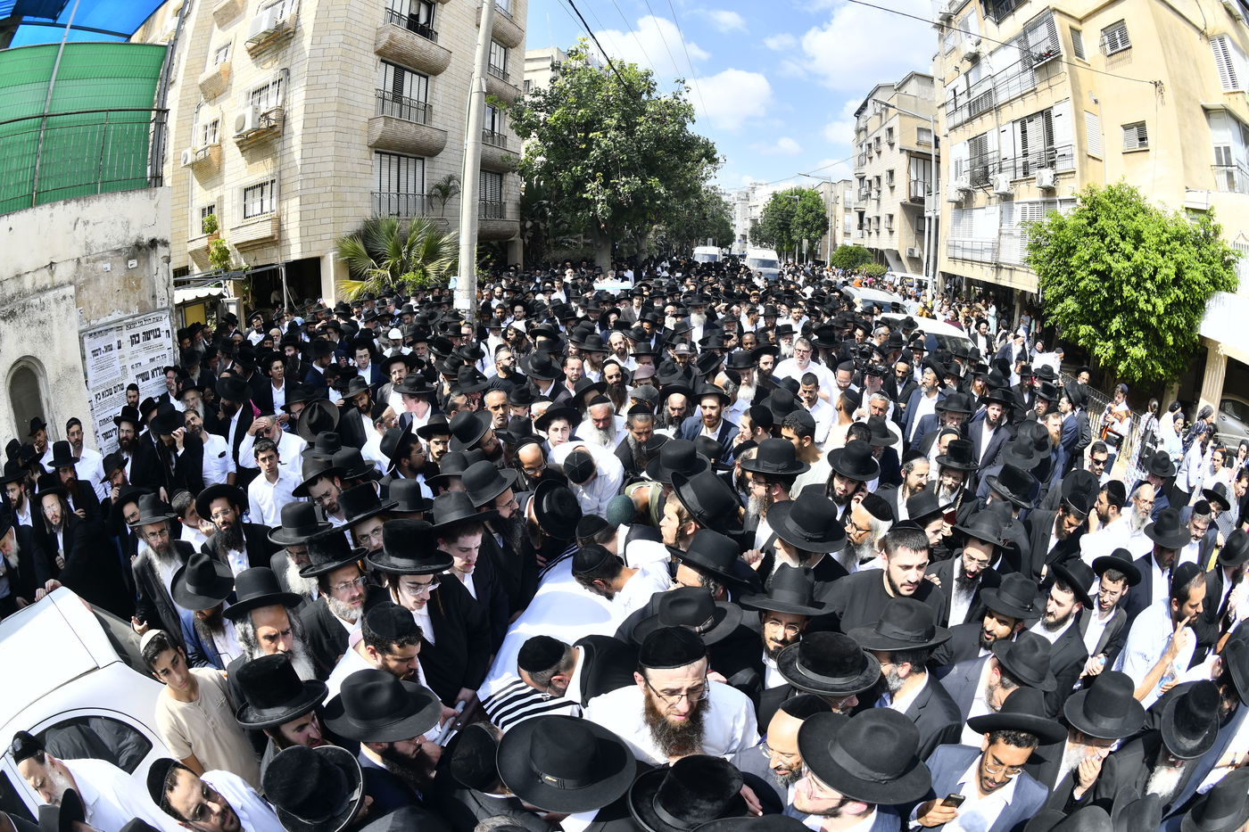 מסע הלוויית המקובל הגה"צ רבי דוד חיים שטרן זצ"ל