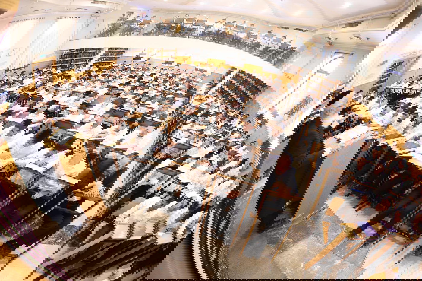 פתיחת הזמן בישיבת ברית יעקב