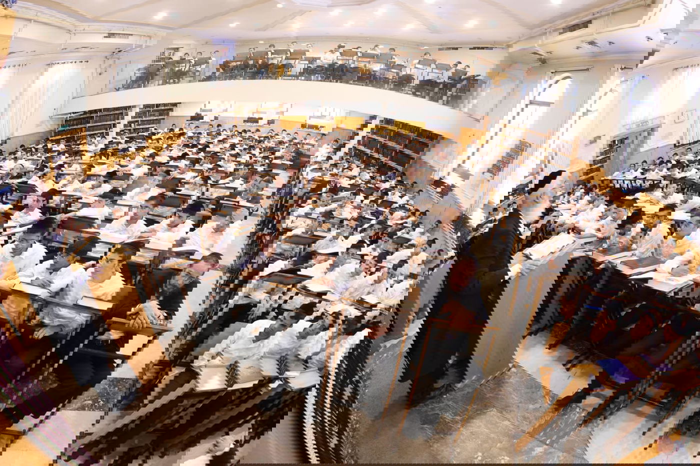 פתיחת הזמן בישיבת ברית יעקב