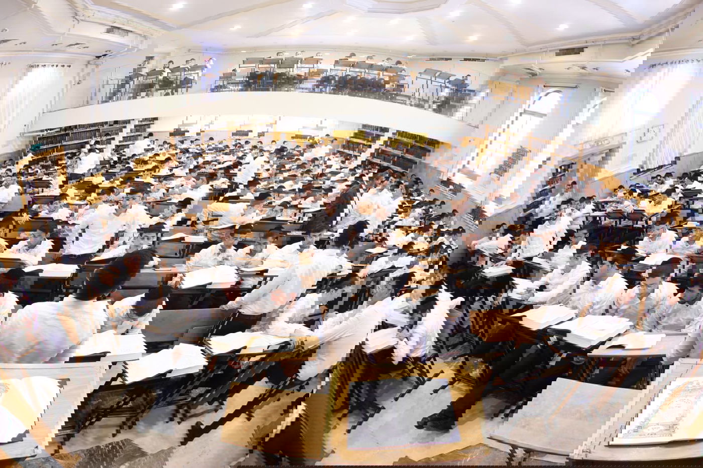 פתיחת הזמן בישיבת ברית יעקב