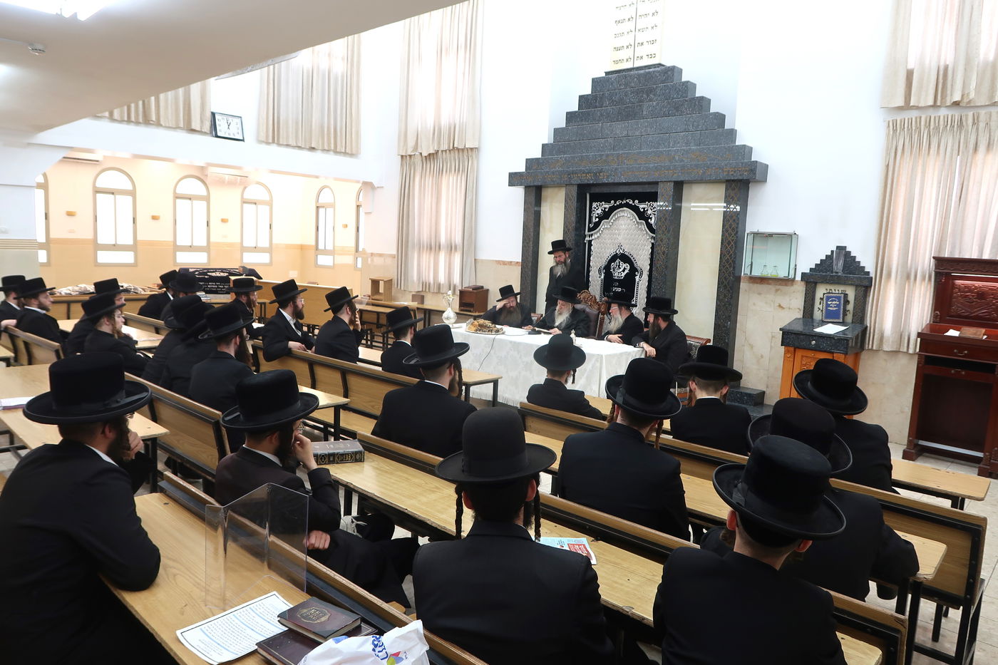 פתיחת הזמן בישיבת ובכולל טשארנאביל באשדוד