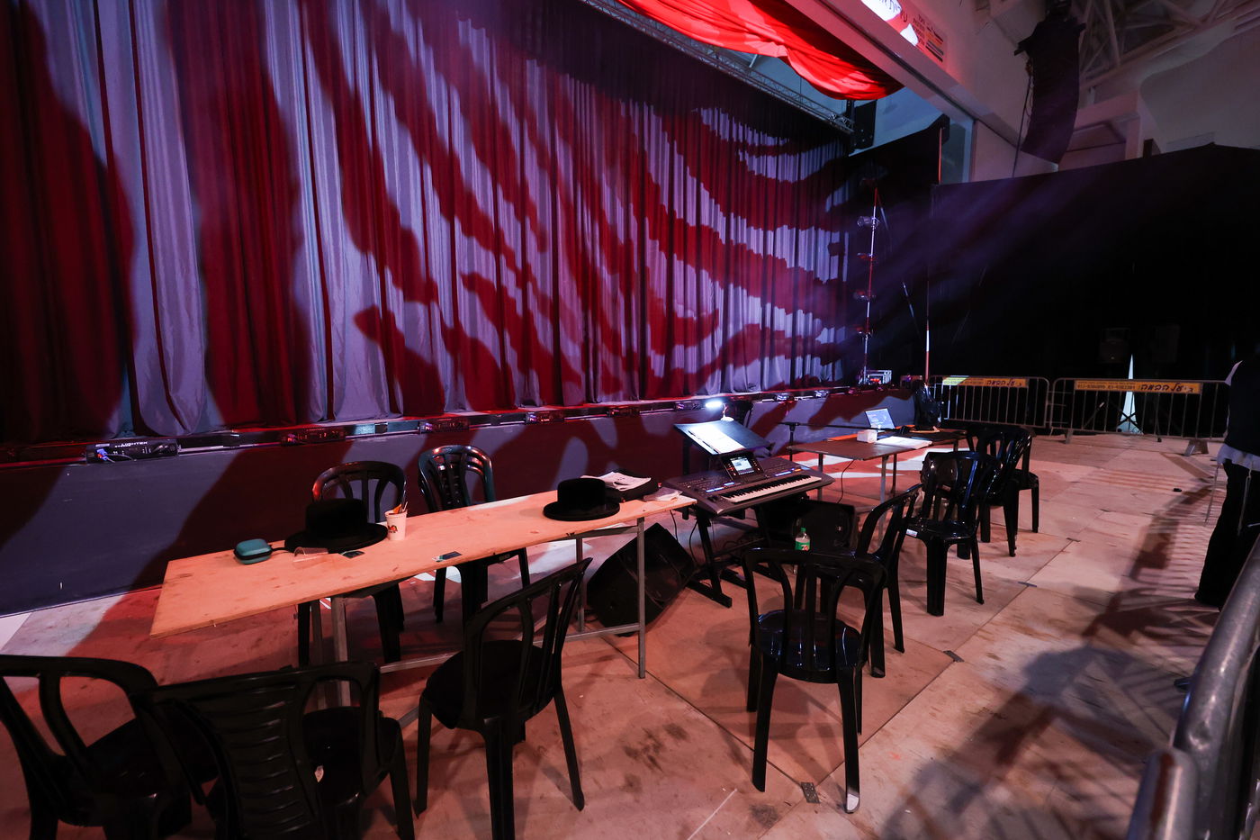 הצגת הענק באידיש - 'דער אידישע שפיל: זיידי - מאחורי הקלעים