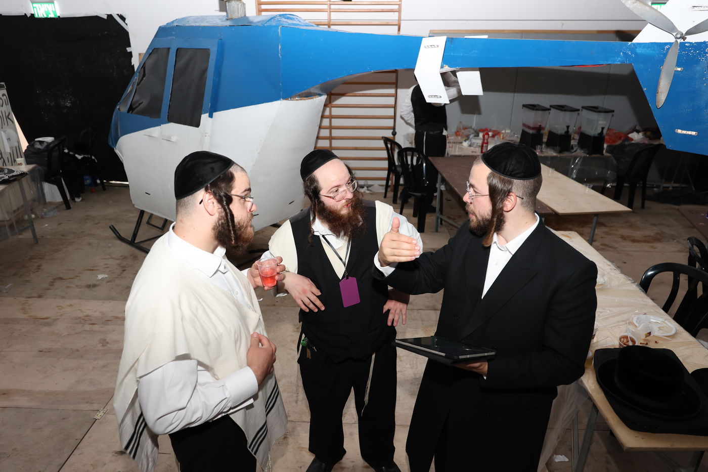 הצגת הענק באידיש -  'דער אידישע שפיל: זיידי - מאחורי הקלעים