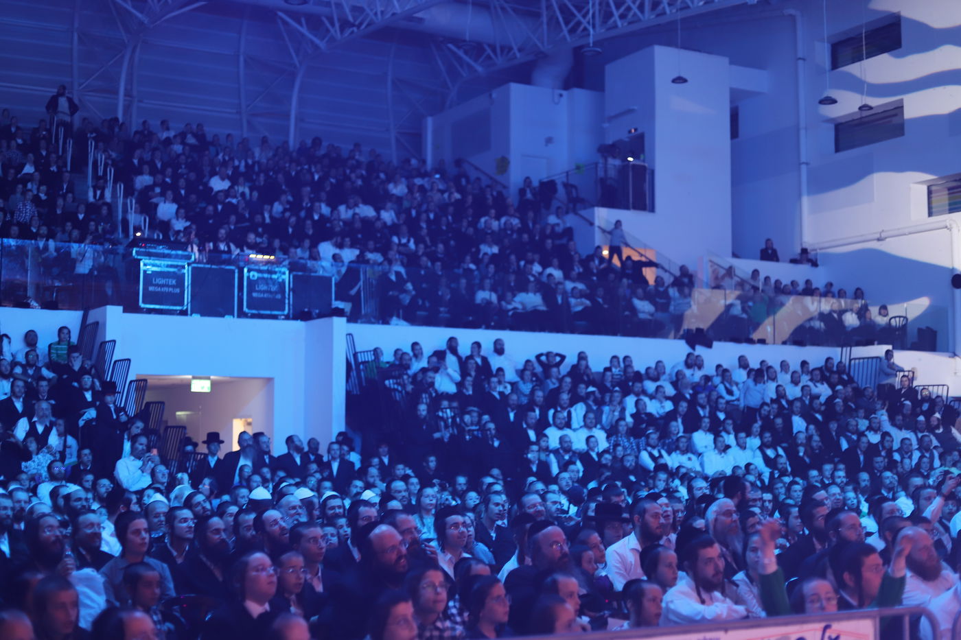 הצגת הענק באידיש - 'דער אידישע שפיל: זיידי