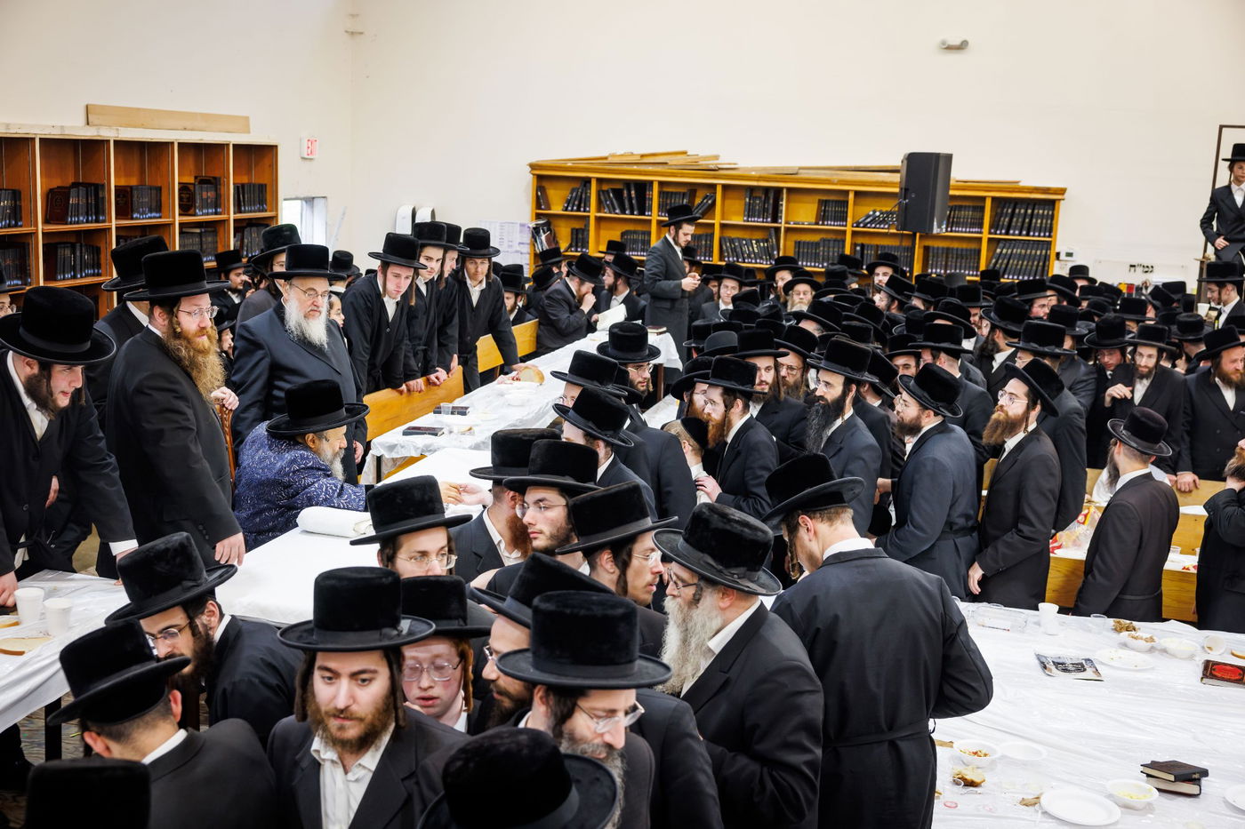 ר"ח אלול בצל האדמו"ר מבאבוב 45