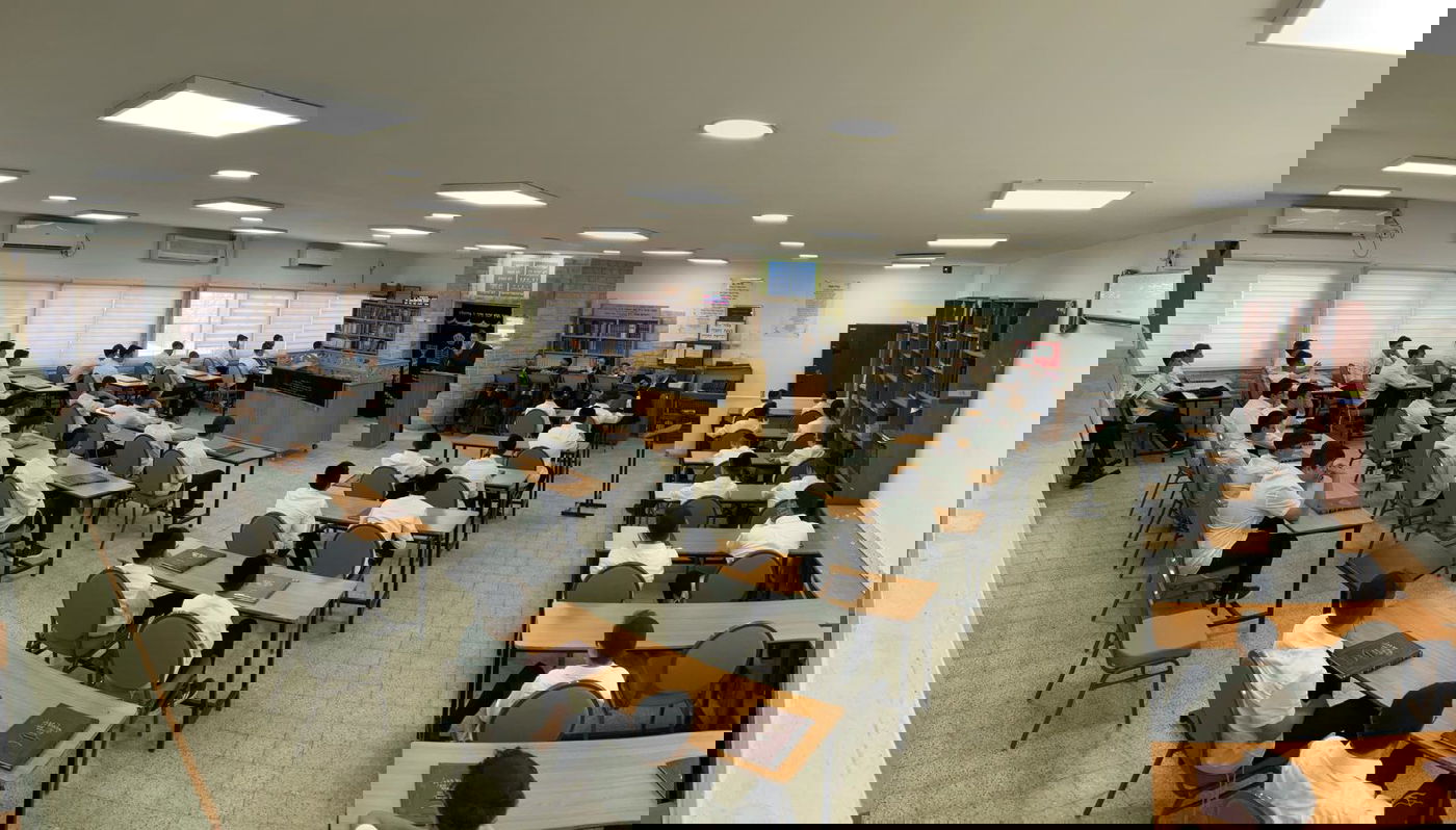 ישיבת חיי עולם