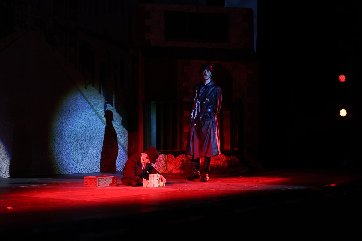 הצגת הענק באידיש - 'דער אידישע שפיל: זיידי