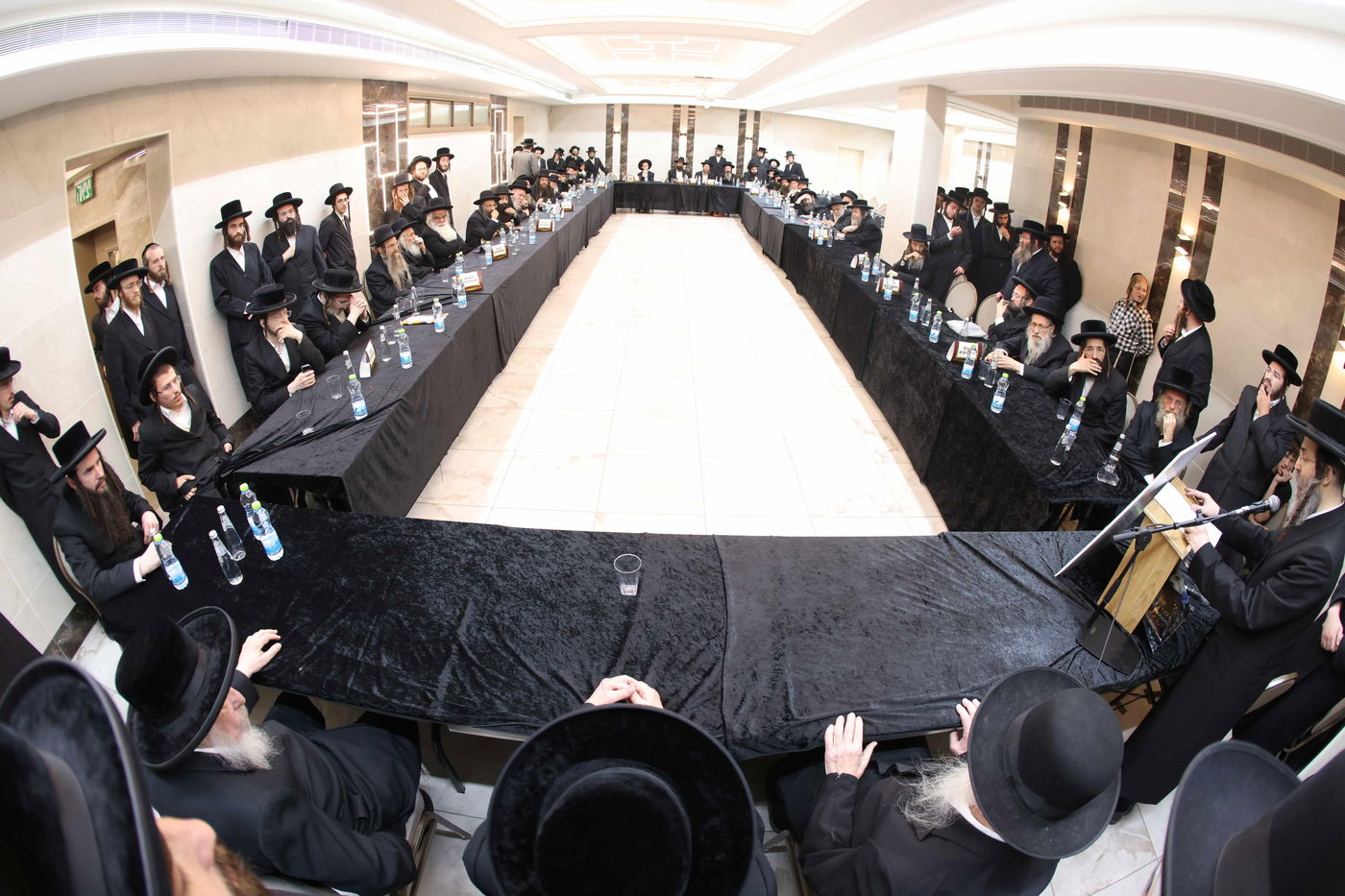 כינוס חירום של כלל רבני ברסלב לקראת ר"ה באומן