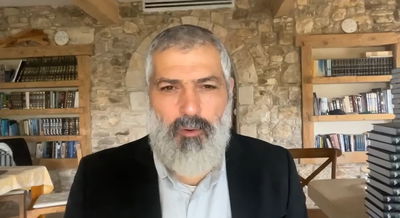 צבי יחזקאלי בפינה על פרשת שופטים • צפו