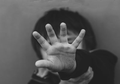 הורים, הידעתם שאחד מכל חמישה ילדים נפגע? איך תתמודדו? צפו בריאיון חובה