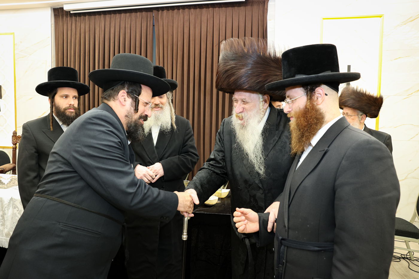 שמחת בר המצווה לנכד האדמו"ר מטשארנאביל