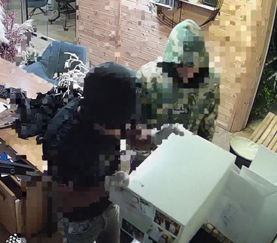 פרצו לאולם אירועים, החשוד המרכזי גילה לבלשים איפה הוחבאו הכספות