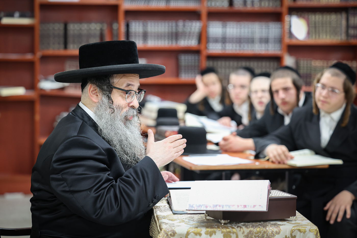 פתיחת הזמן בישיבת מהרי"ט בבני ברק