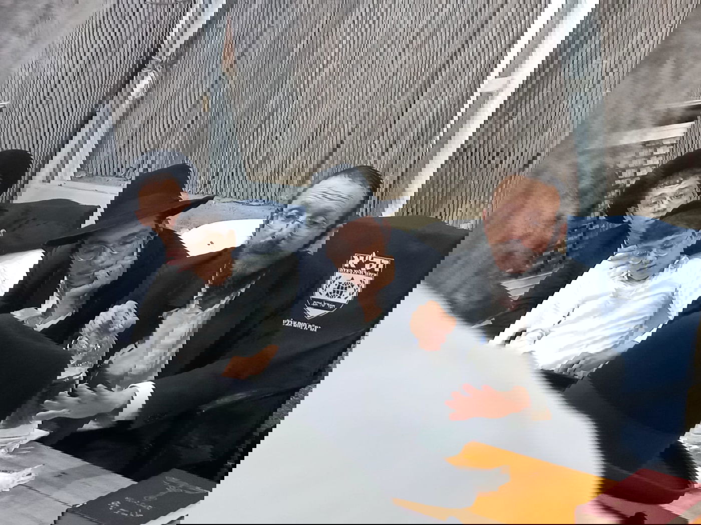 ילדיה של מרת אייכנשטיין ע"ה בשבעה