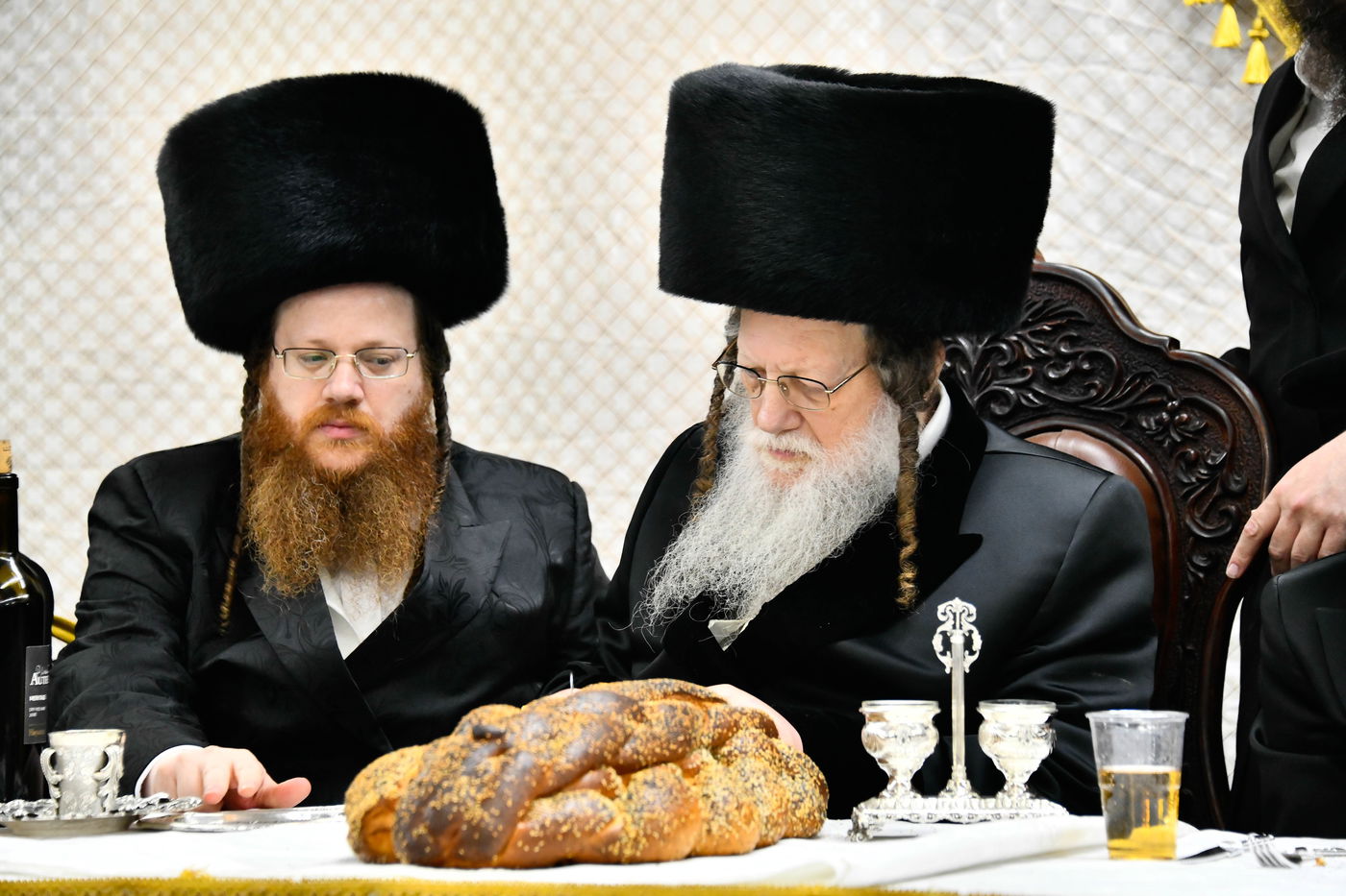 שמחת בר המצווה לנכד האדמו"רים ממודז'יץ וזוועהיל 