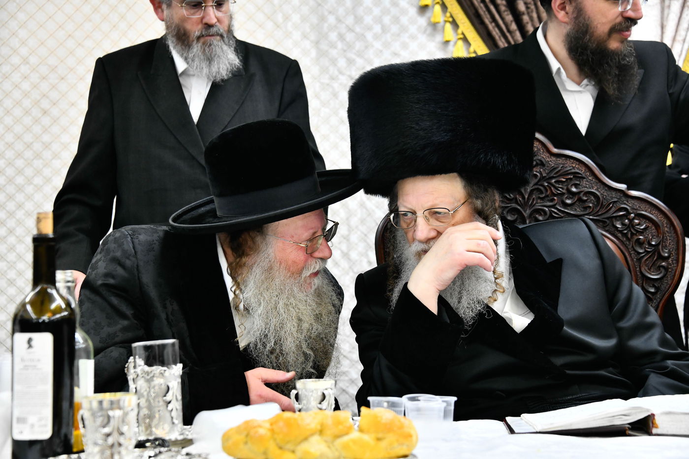 שמחת בר המצווה לנכד האדמו"רים ממודז'יץ וזוועהיל 