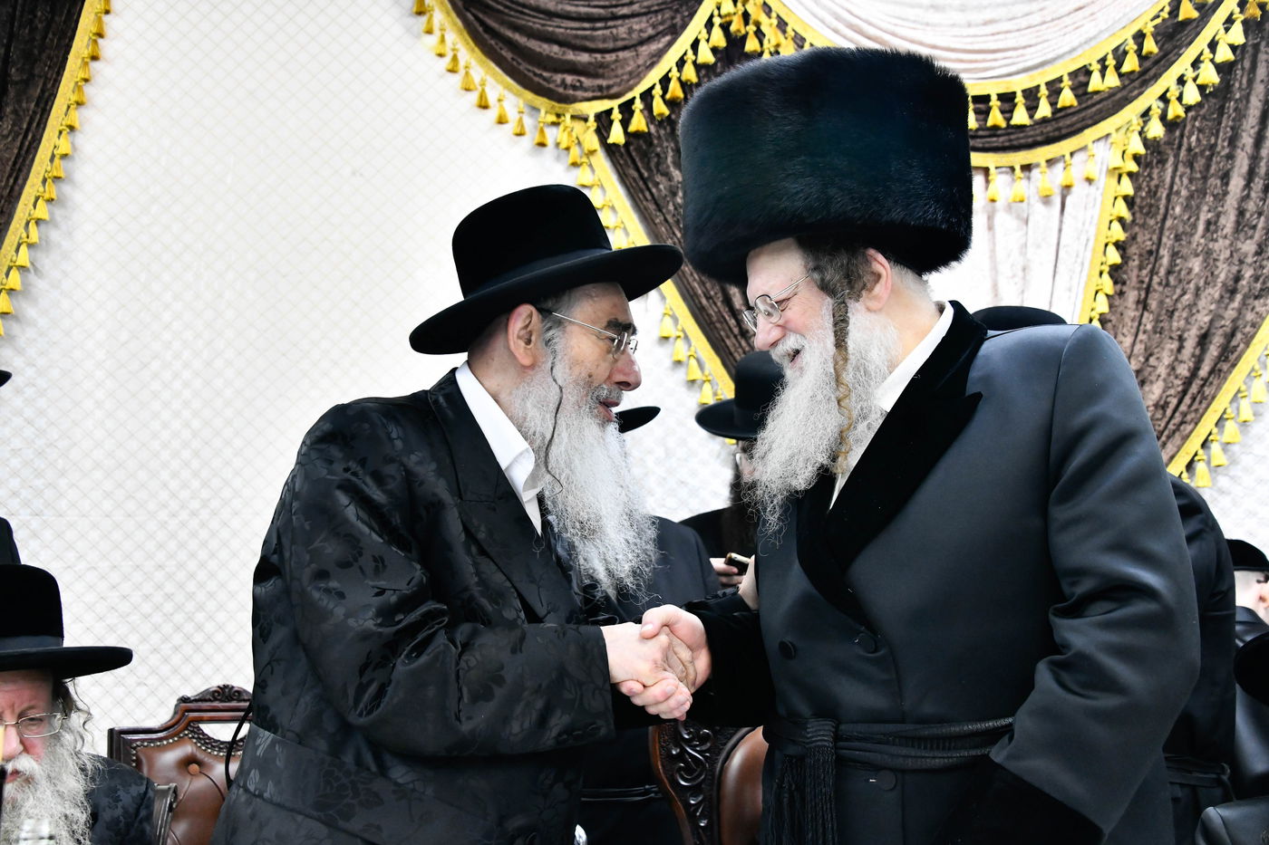 שמחת בר המצווה לנכד האדמו"רים ממודז'יץ וזוועהיל 