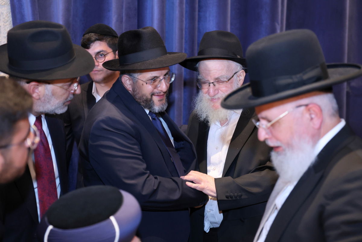 שמחת בר המצווה לנכד הראשל"צ הגר"י יוסף