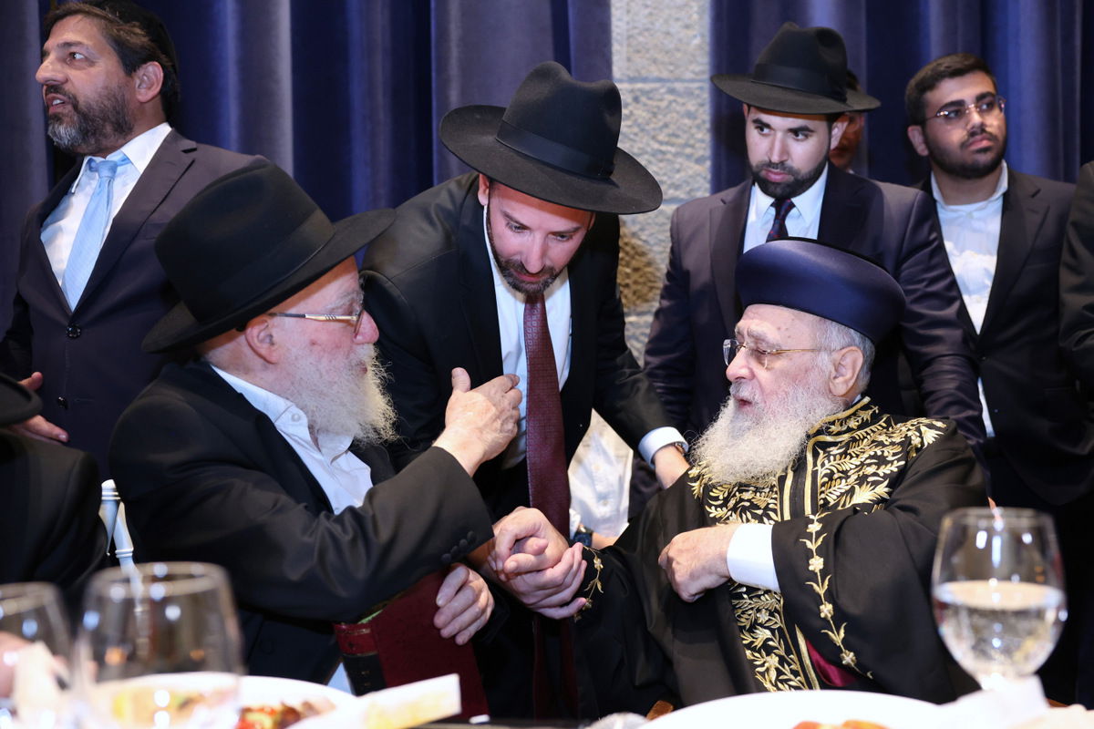 שמחת בר המצווה לנכד הראשל"צ הגר"י יוסף