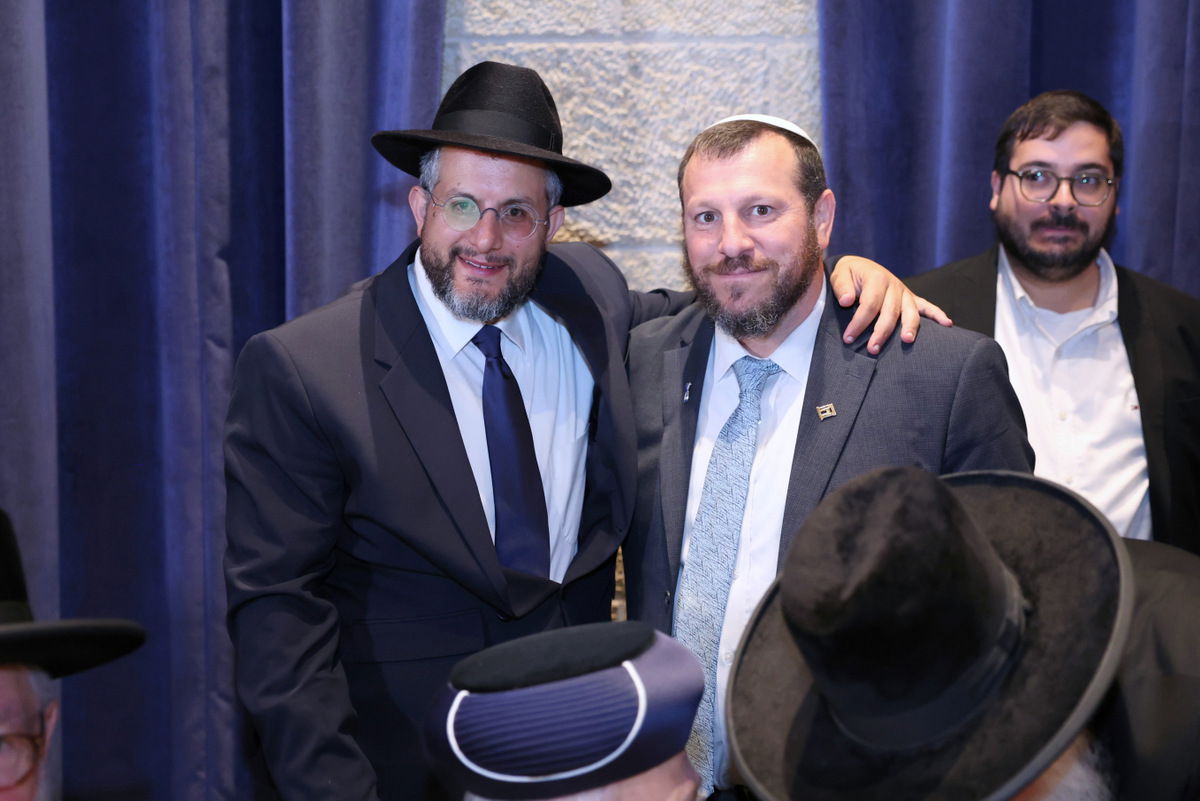 שמחת בר המצווה לנכד הראשל"צ הגר"י יוסף