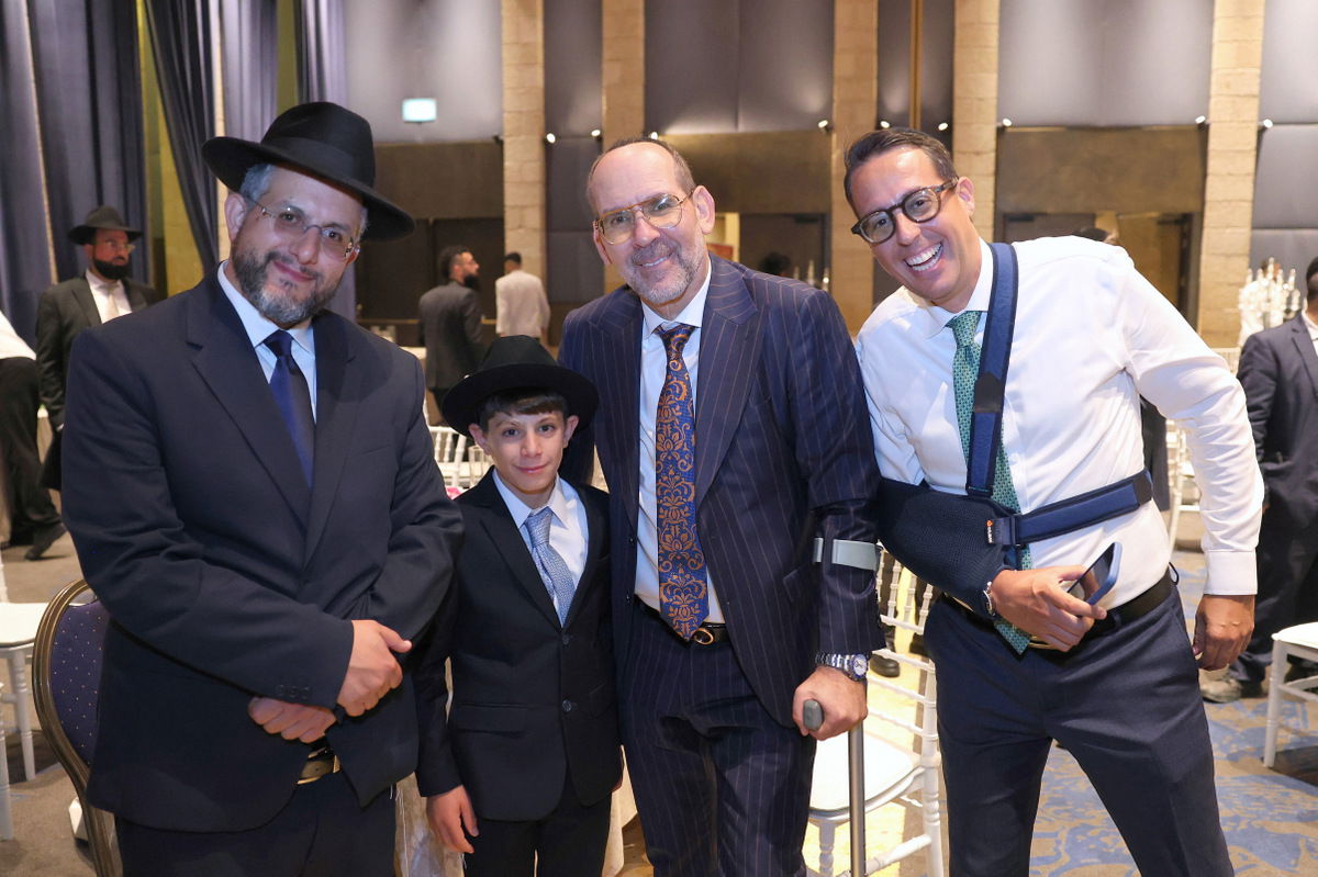 שמחת בר המצווה לנכד הראשל"צ הגר"י יוסף