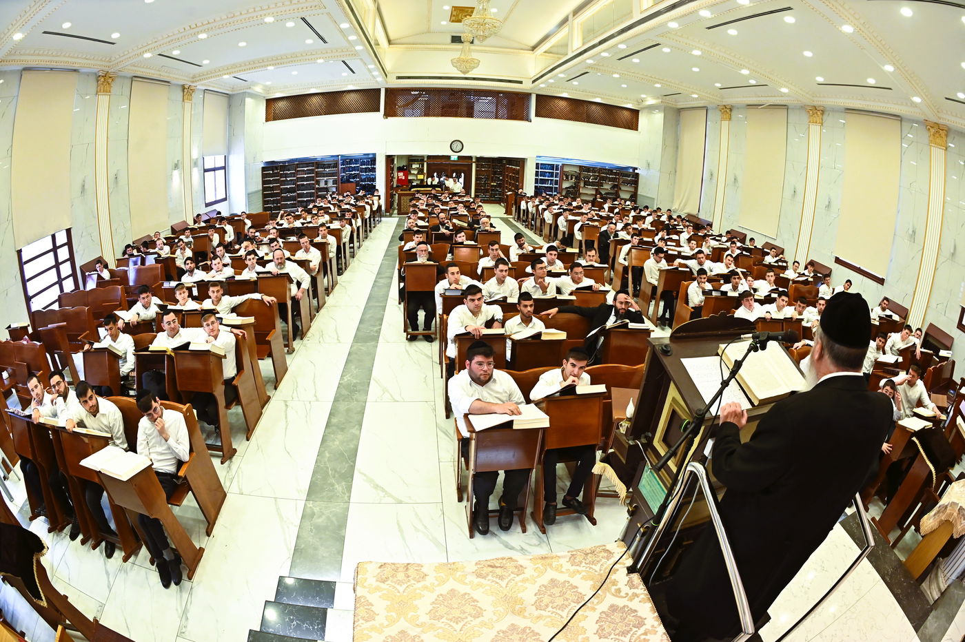 פתיחת זמן בישיבת 'עטרת ישראל'