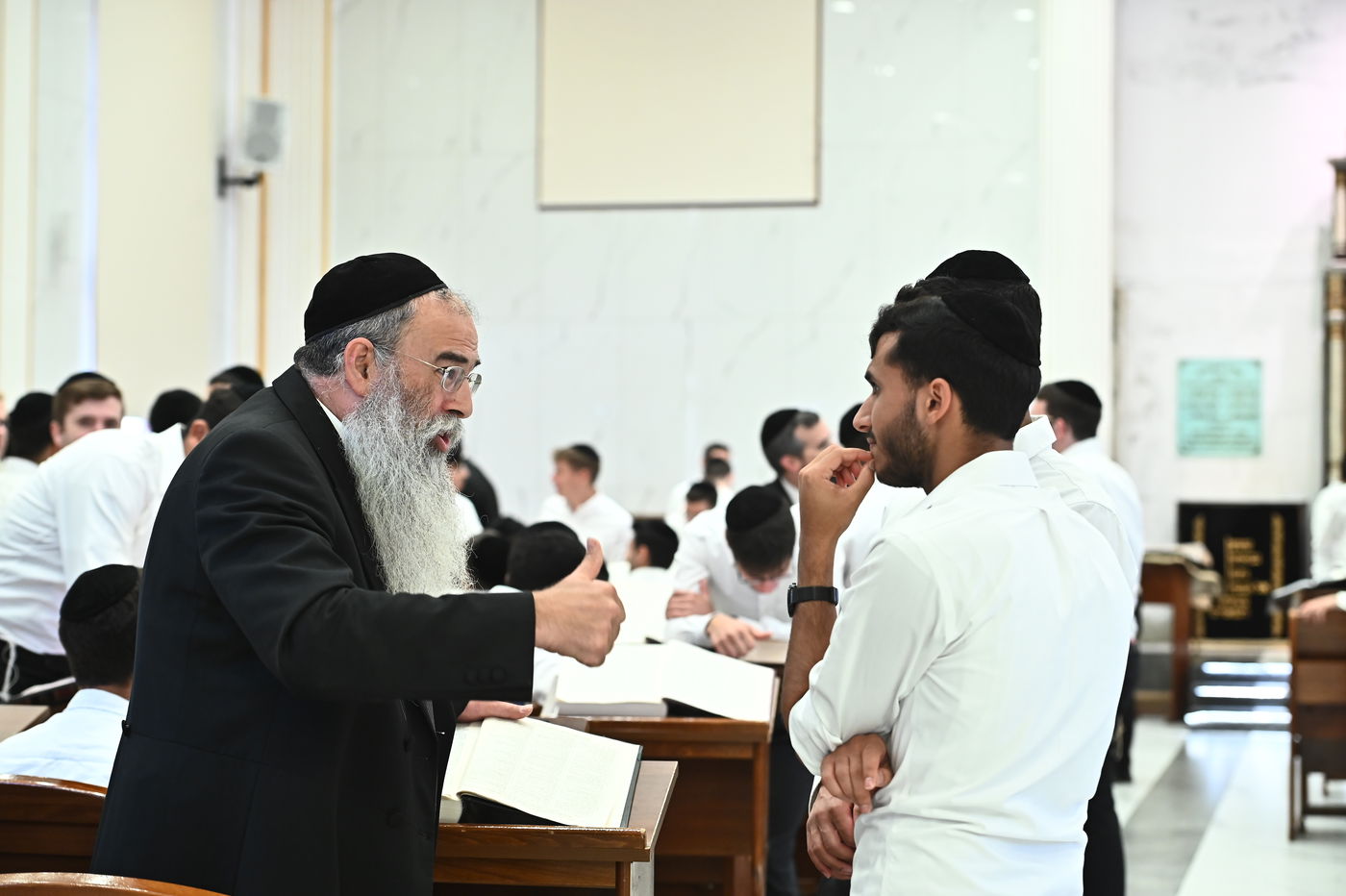 פתיחת זמן בישיבת 'עטרת ישראל'