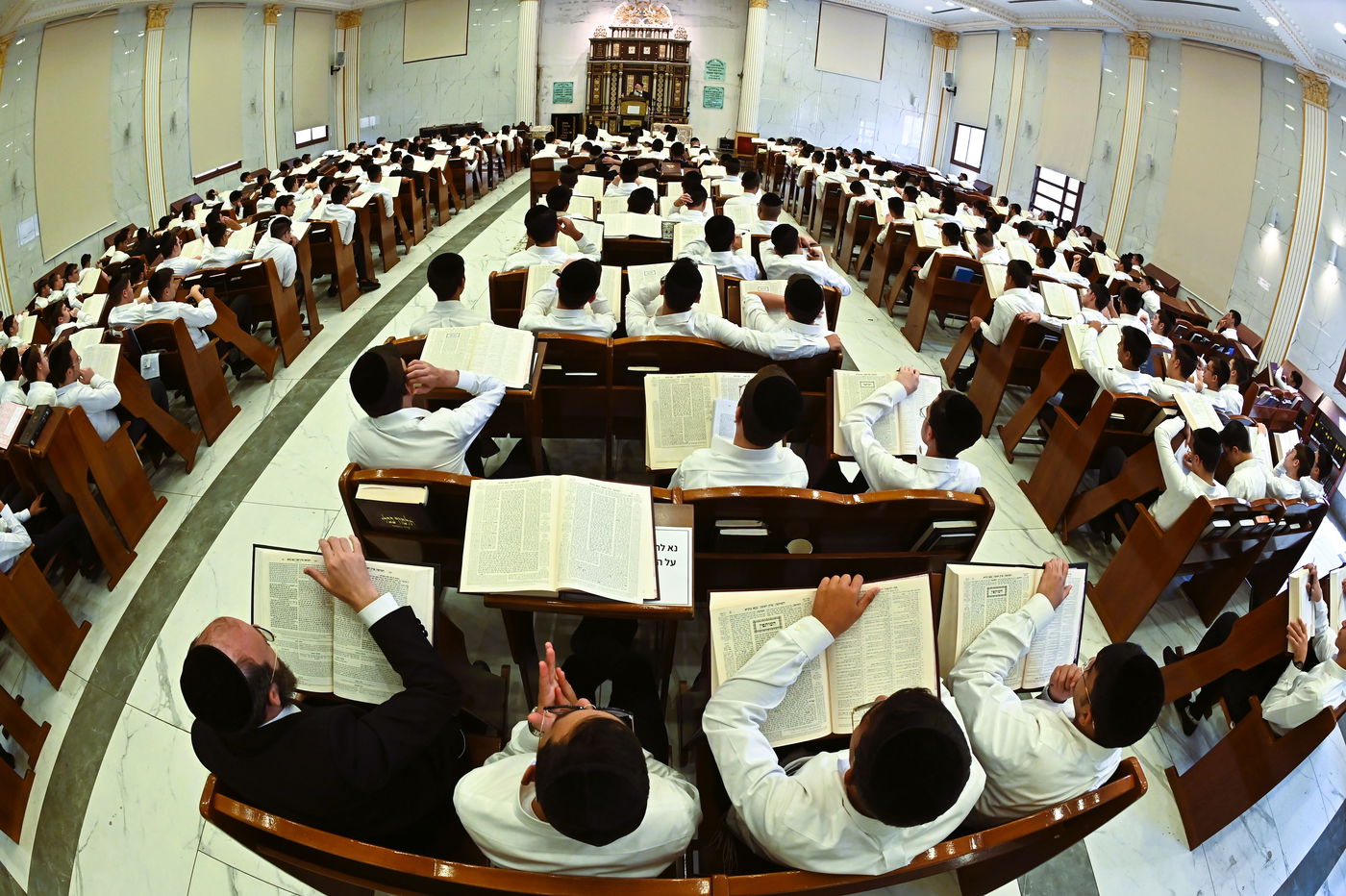 פתיחת זמן בישיבת 'עטרת ישראל'